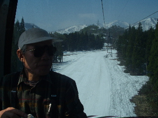 平成１５年５月６日神楽ヶ峰に山スキーに行こう